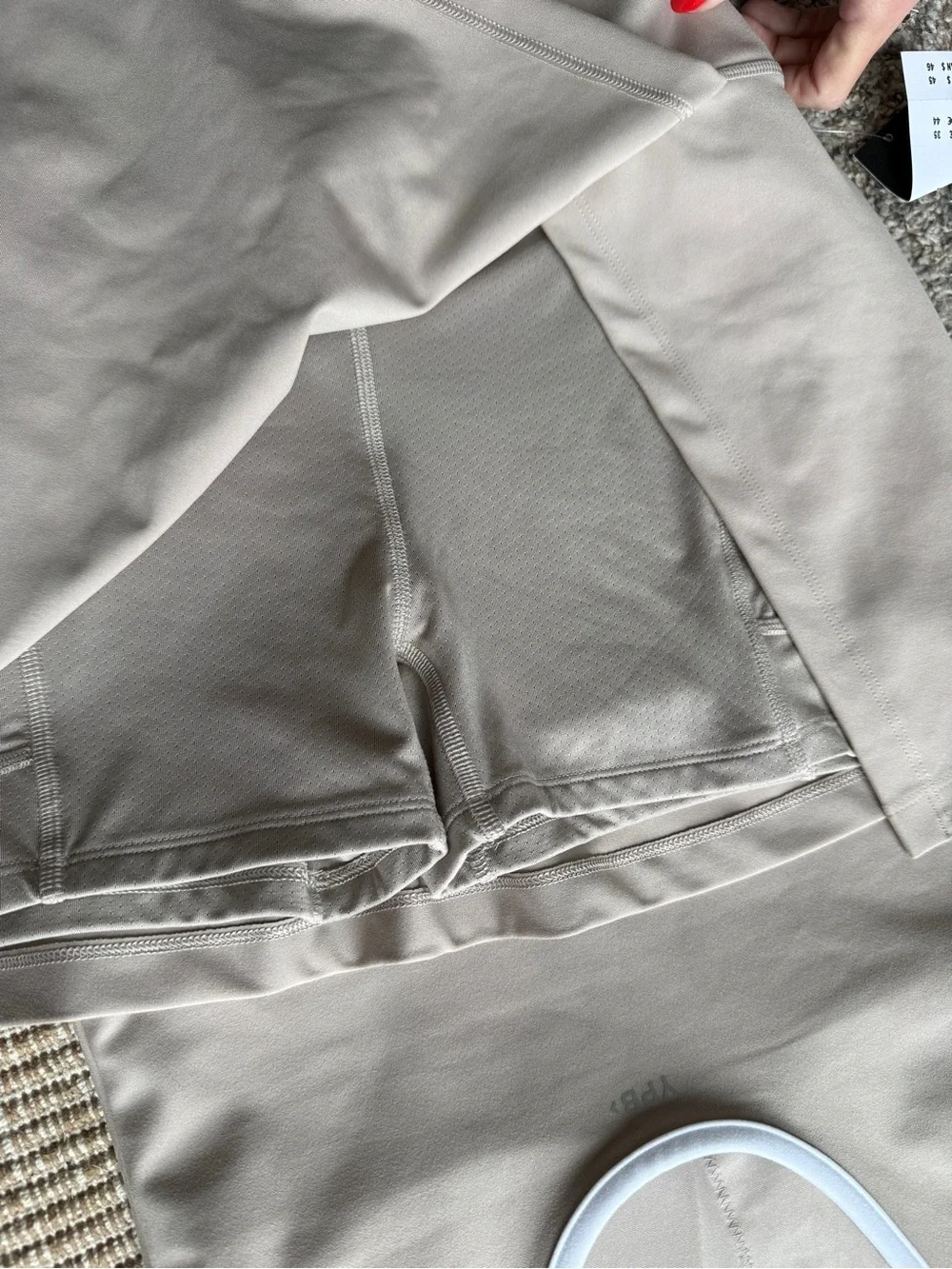 Bra free tank and skort - Picture 3 of 3